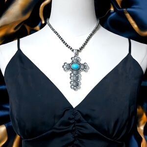 🆕️Vintage-Inspired Cross Pendant with Faux Turquoise - Antique Silver Finish 💙